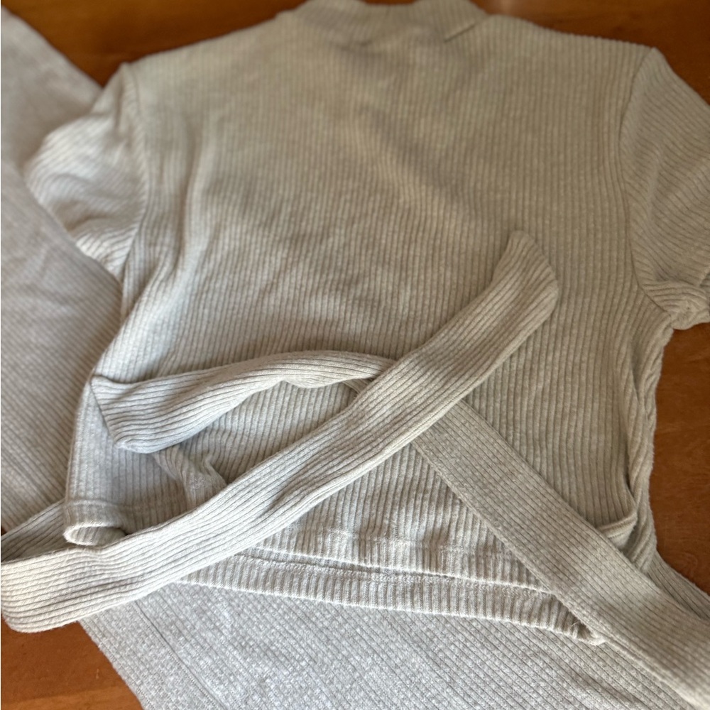 Almost Famous Beige Ribbed Sweater - Picture 11 of 12